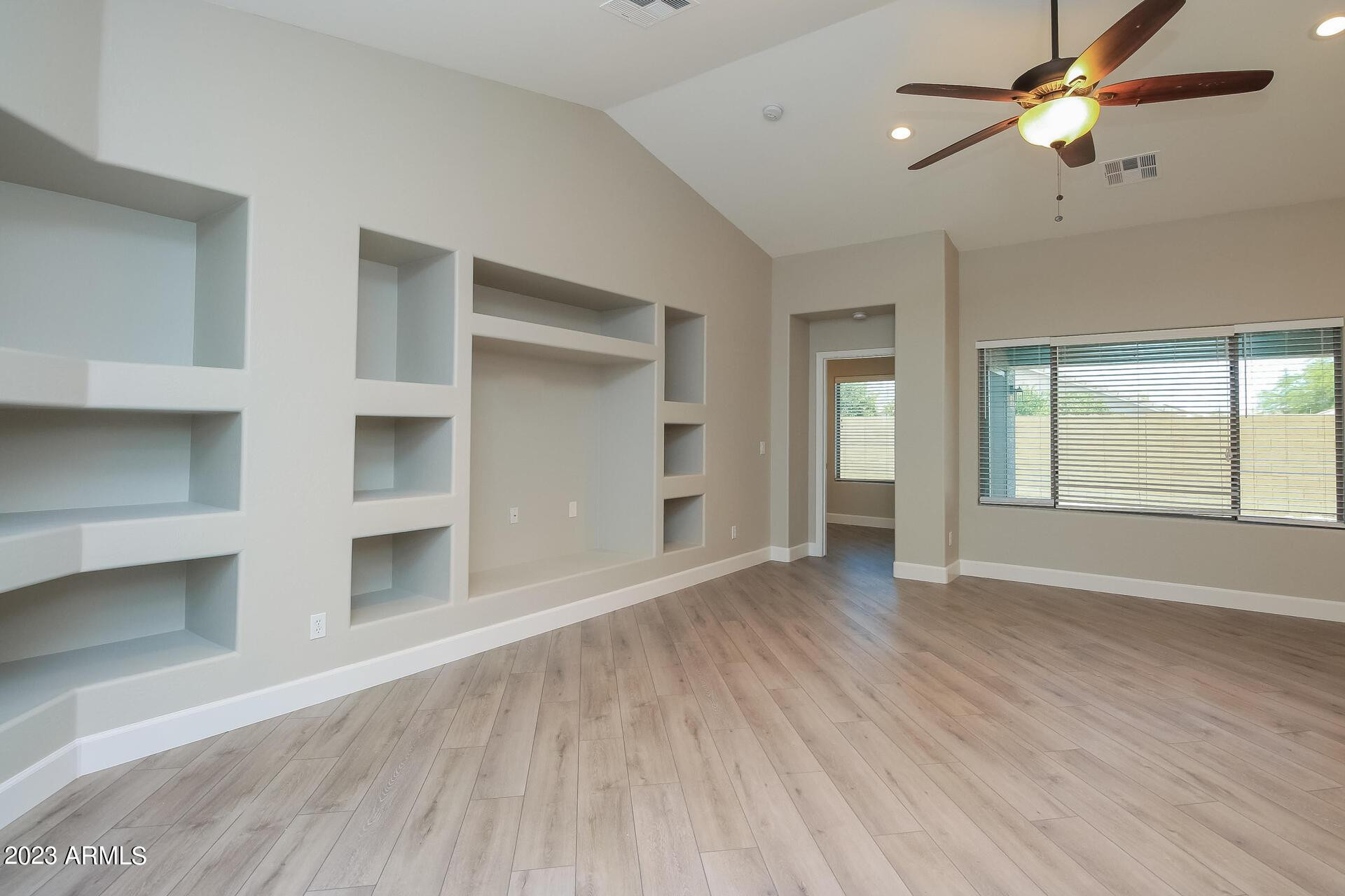 1846 W Half Moon Circle