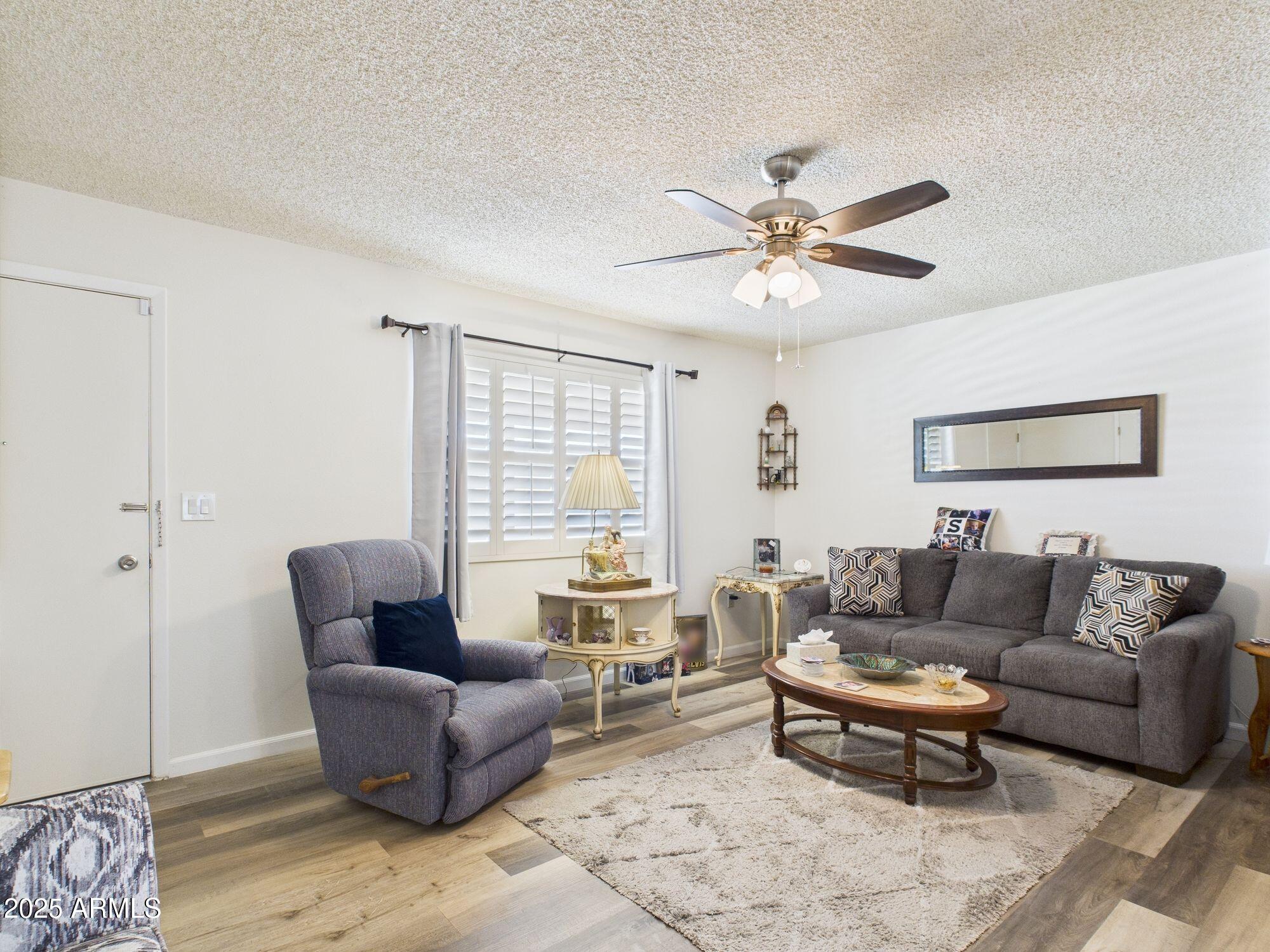 9915 W Mountain View Road