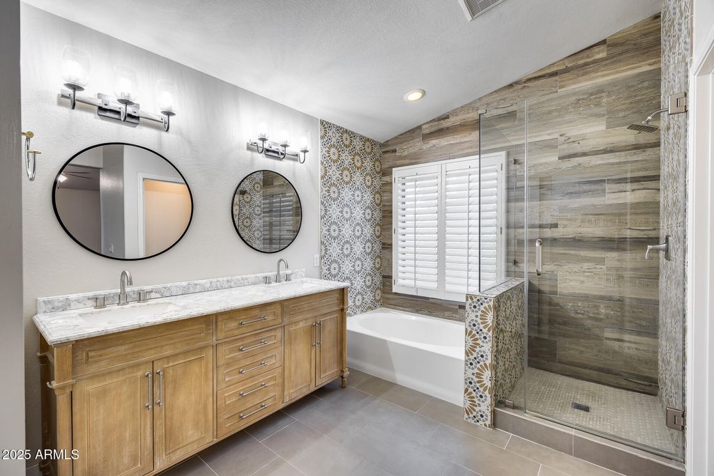 Photo of 1883 W Falcon Drive, Chandler, AZ 85286 (MLS # 6911827)