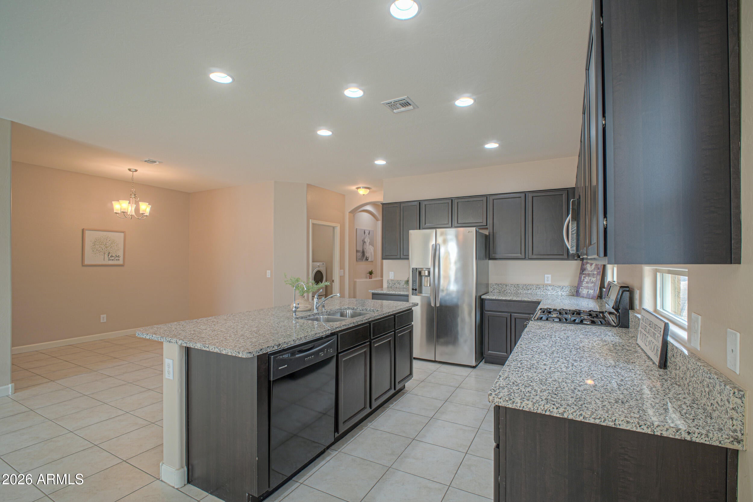 41105 W GANLEY Way