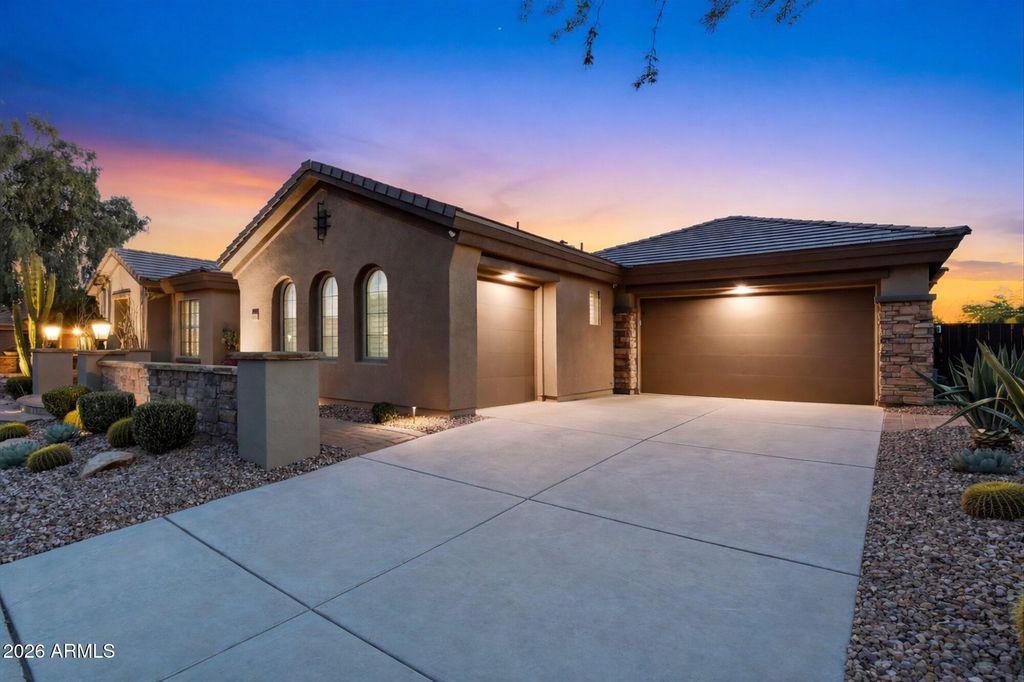 Photo of 40628 N Bradon Way, Anthem, AZ 85086 (MLS # 7002549)
