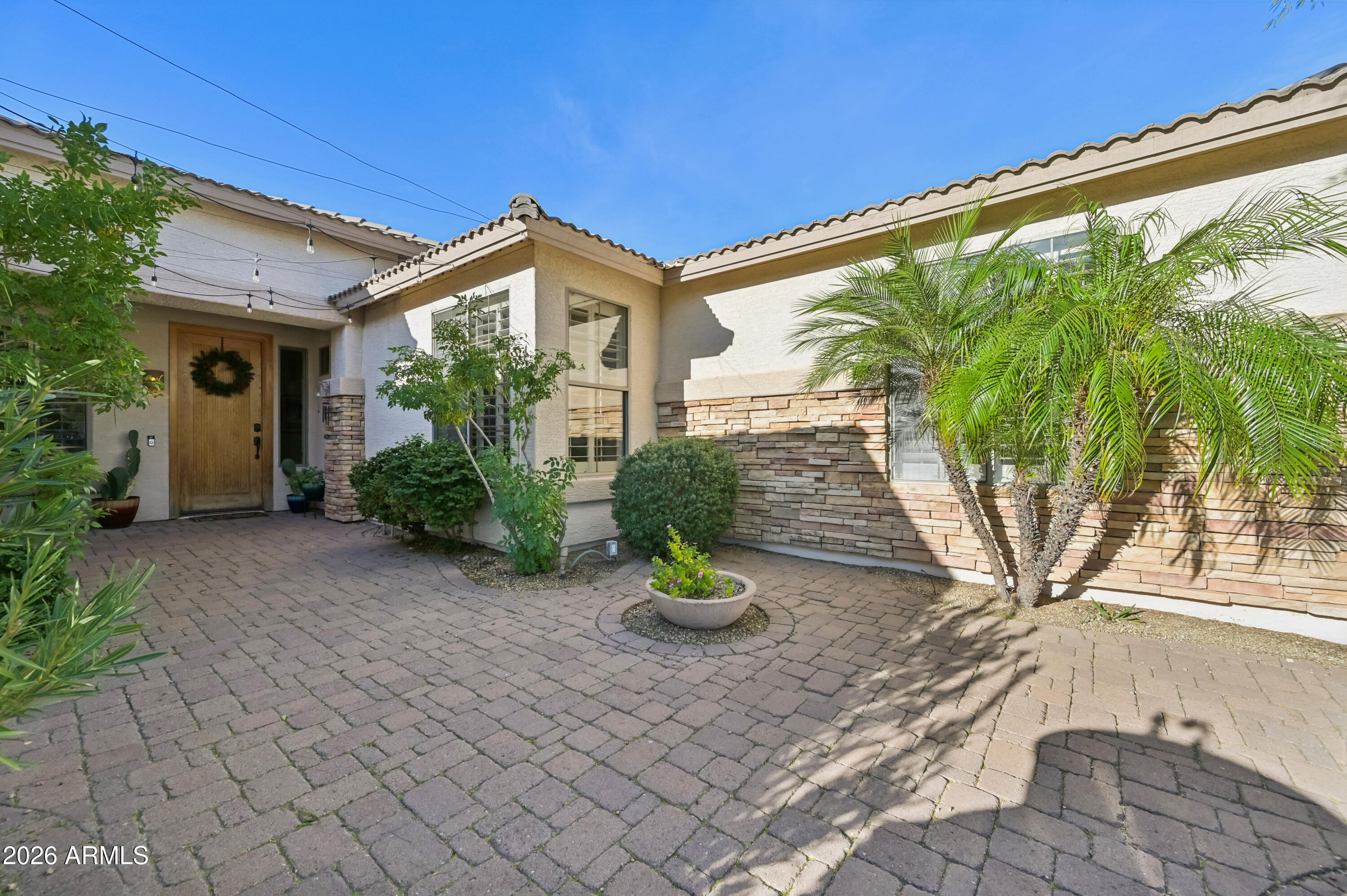 6119 W HEDGEHOG Place