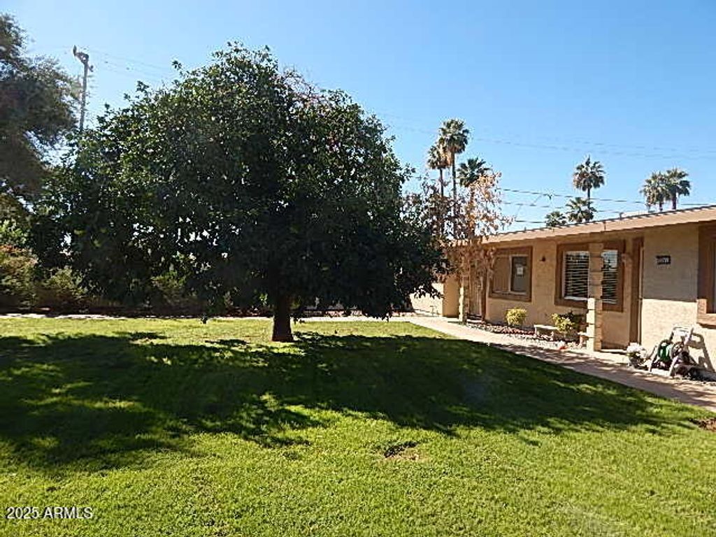 Photo of 10569 W Coggins Drive, Sun City, AZ 85351 (MLS # 6951491)