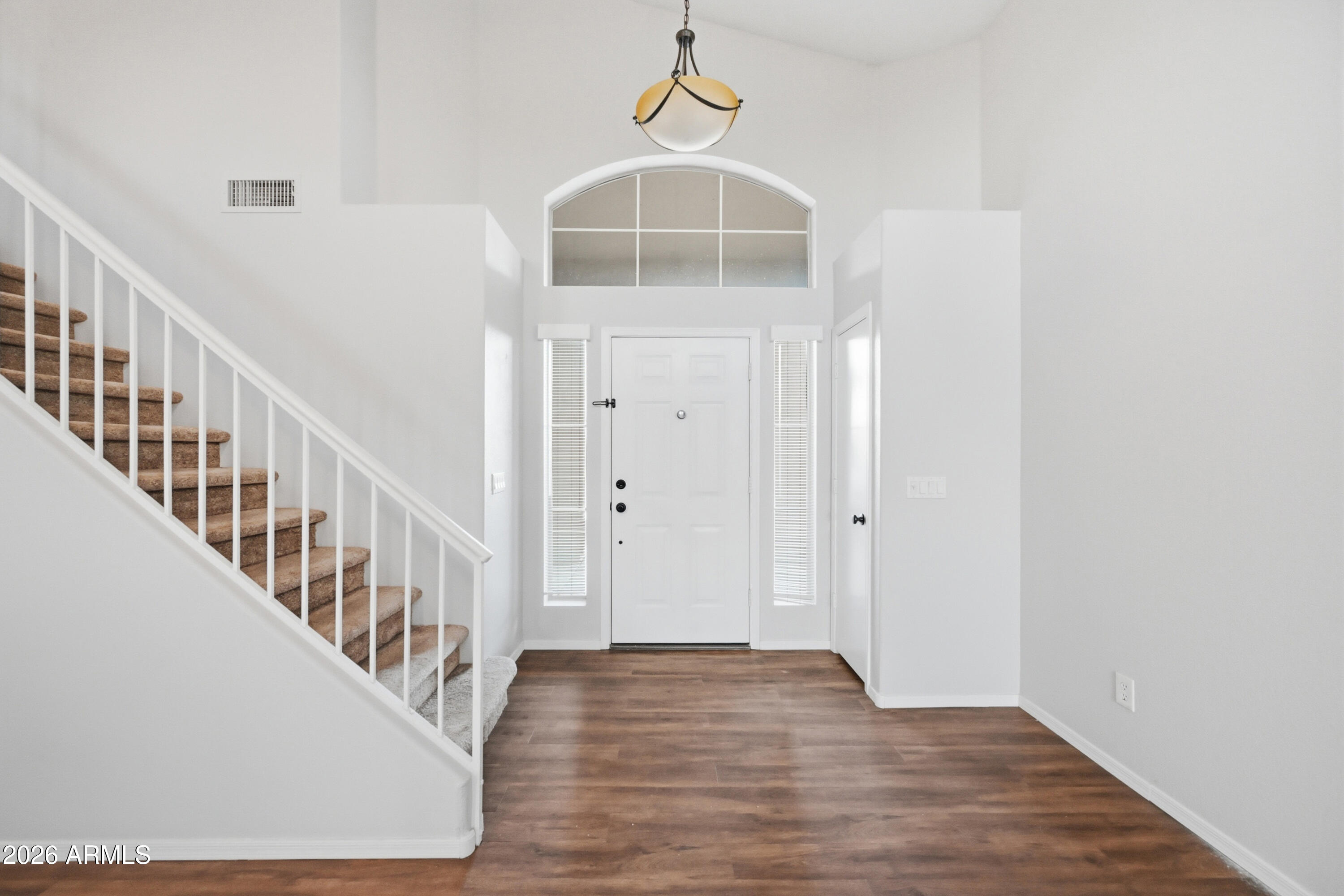 317 W CALLE MONTE VISTA Drive