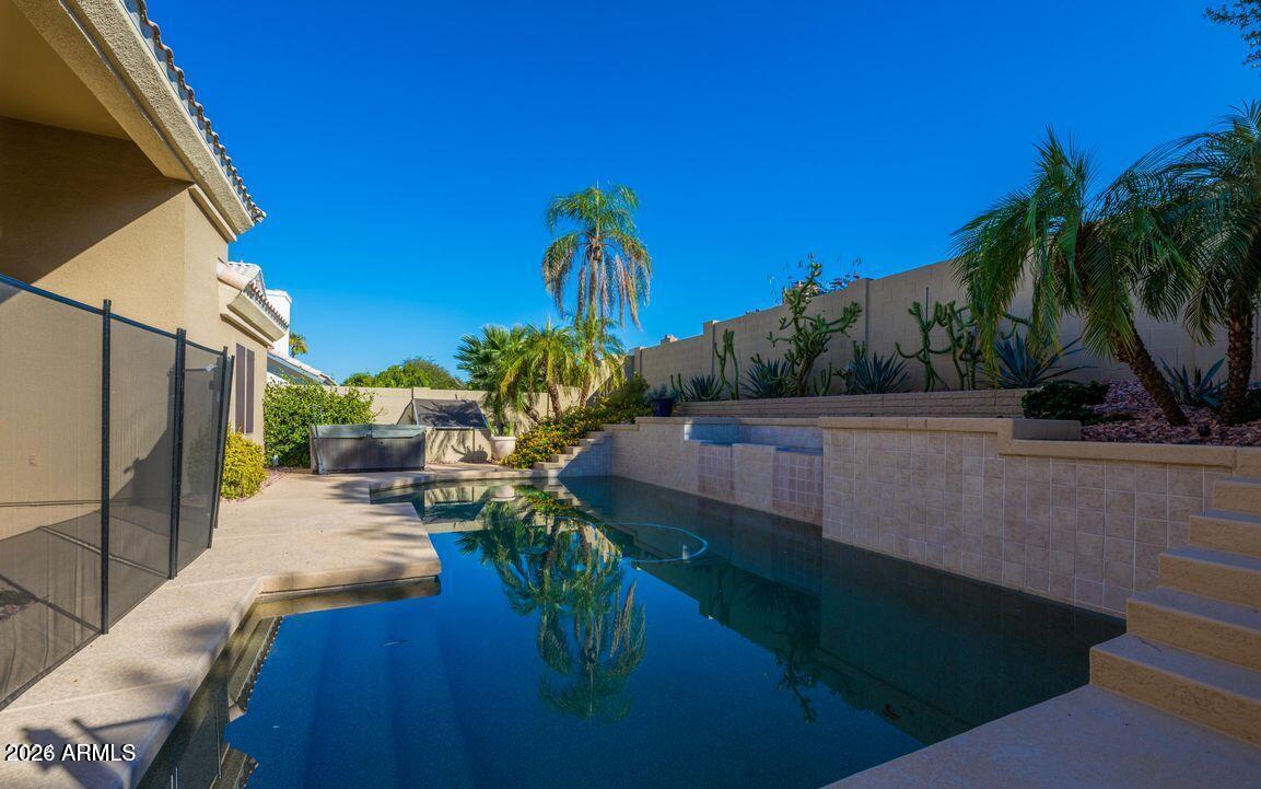 1617 E TIERRA BUENA Lane