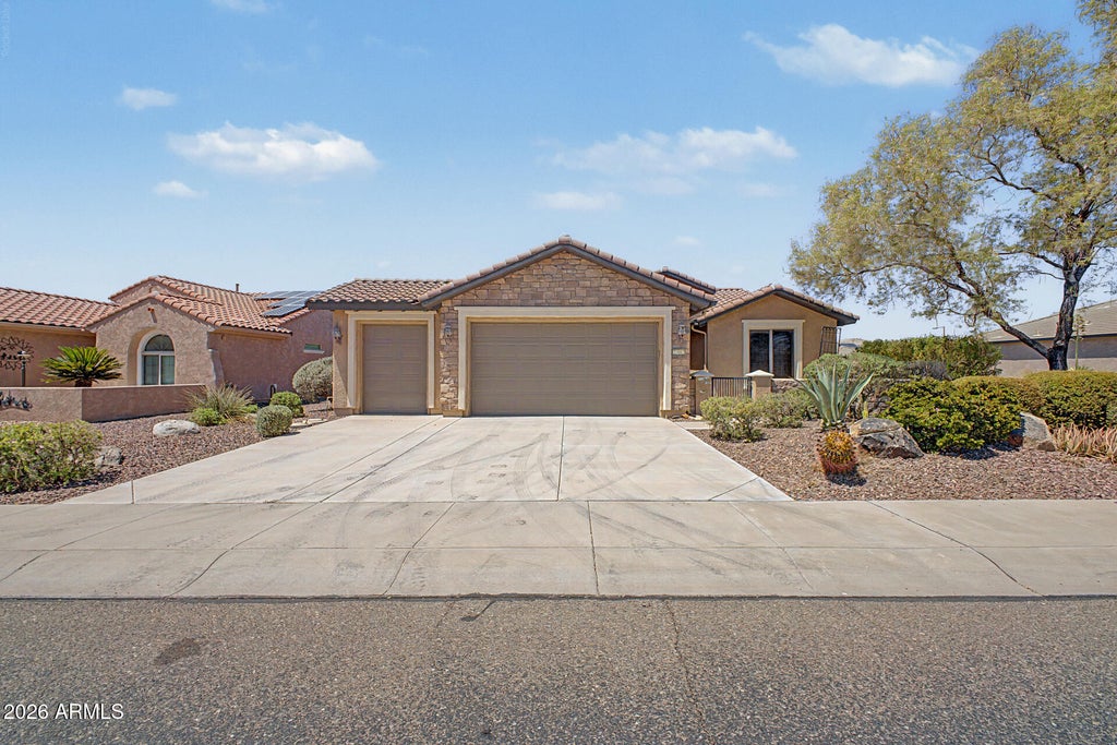 Photo of 27002 W Runion Drive, Buckeye, AZ 85396 (MLS # 7042560)