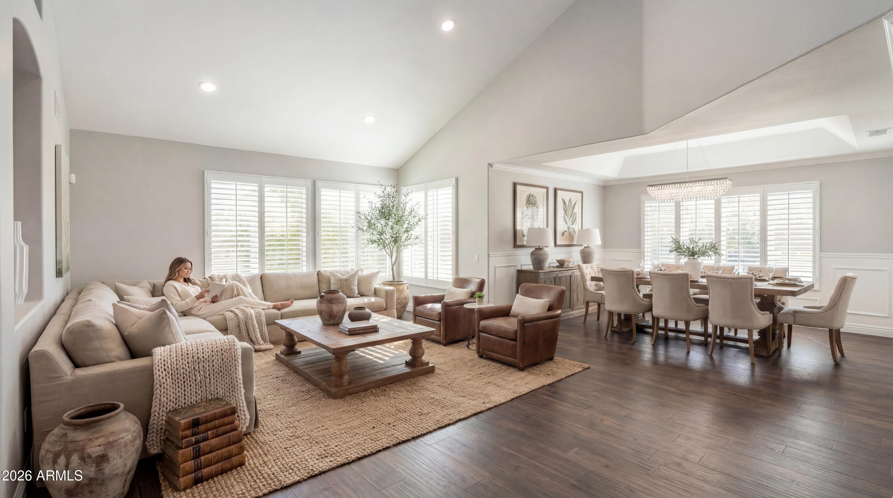 5916 E SANDRA Terrace