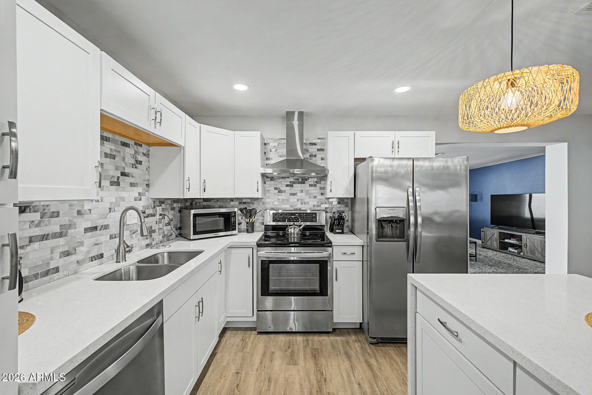 Properties 1 955 E MARIGOLD Lane