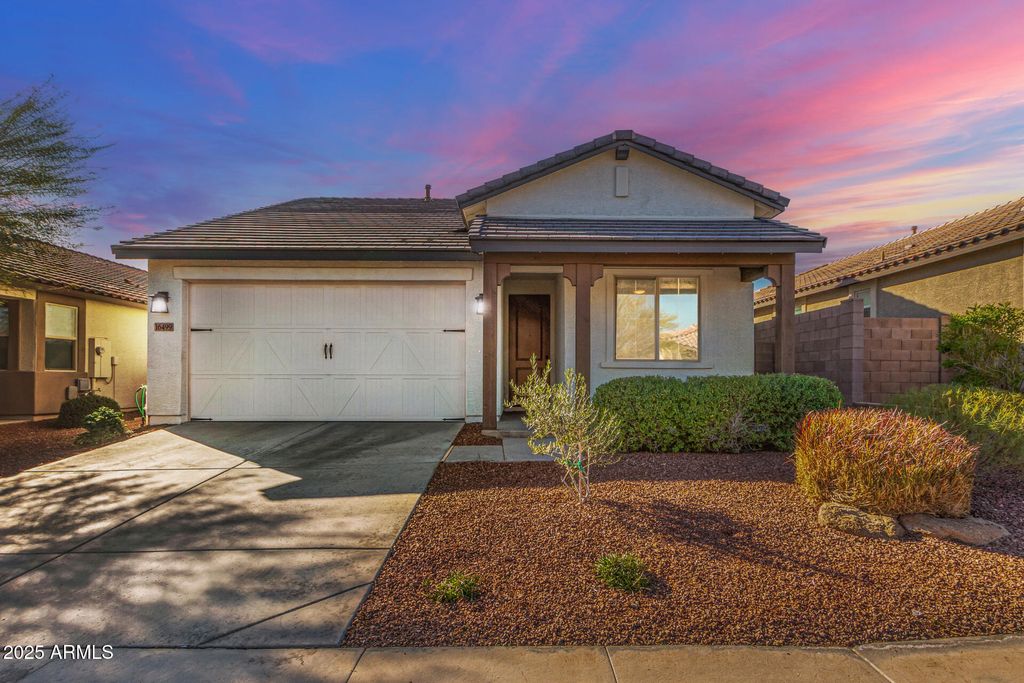 Photo of 16499 W Caldwell Street, Goodyear, AZ 85338 (MLS # 6968408)