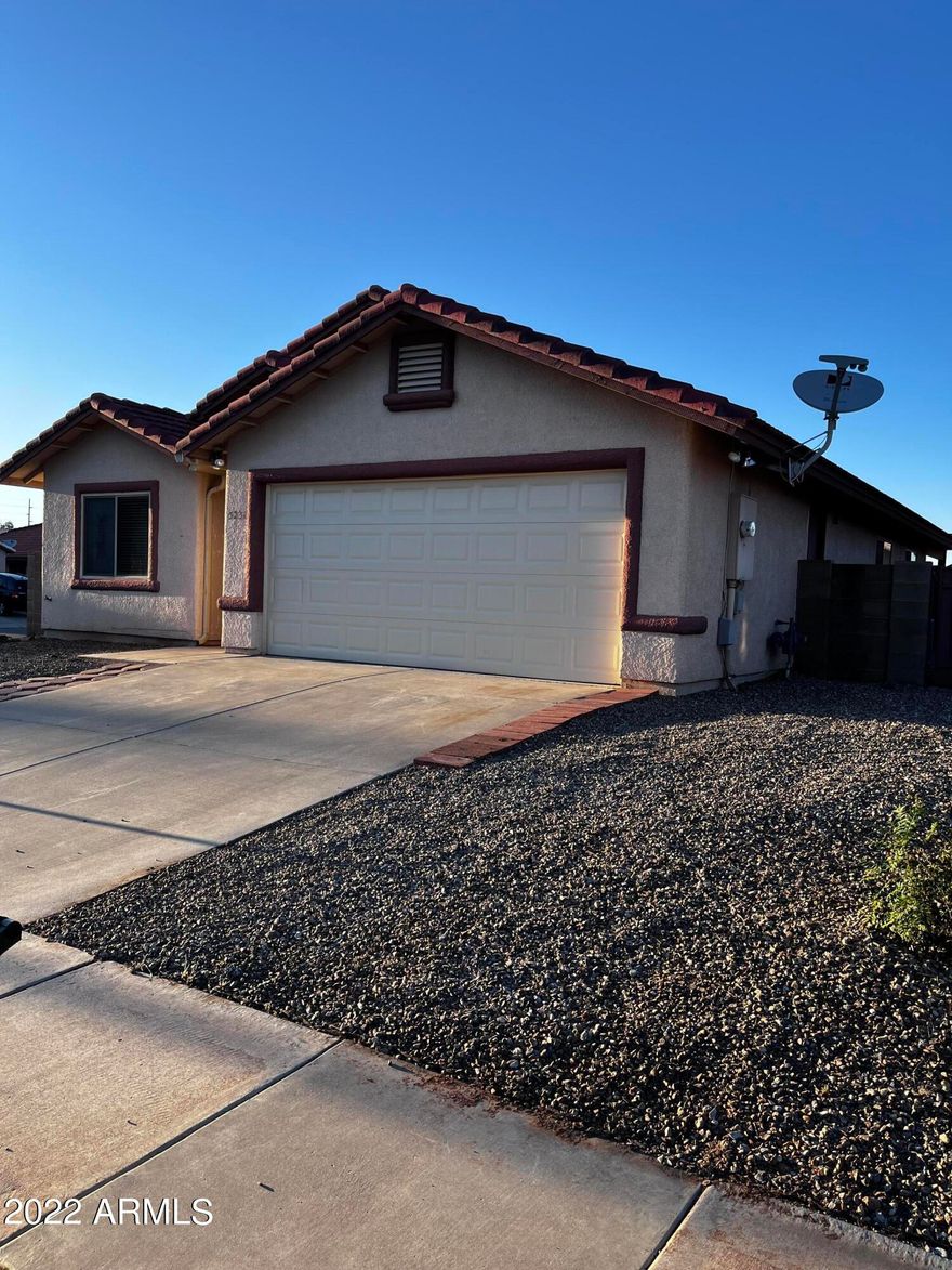 A wonderful 3 bed 2 bath home in the lovely Chaparral Village. Large corner lot, with North-South exposure. Open plan with Great-room. Covered back patio.  Warm country colors.  Family style kitchen... electric range, but there is a gas stub should you prefer gas range.