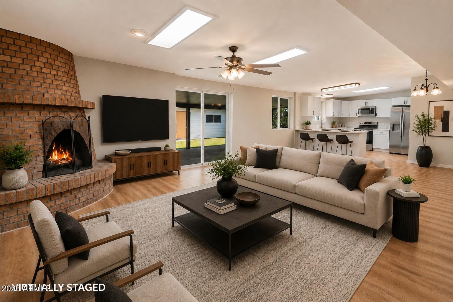 2301 MADERA Drive