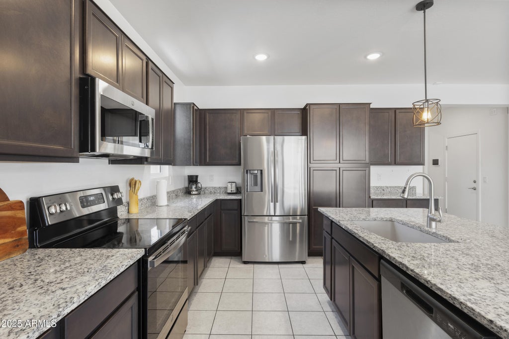 Photo of 17721 W Cassia Way, Goodyear, AZ 85338 (MLS # 7081766)