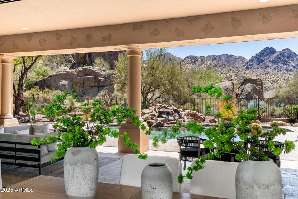 Photo of 11747 E Juan Tabo Road, Scottsdale, AZ 85255 (MLS # 6851002)