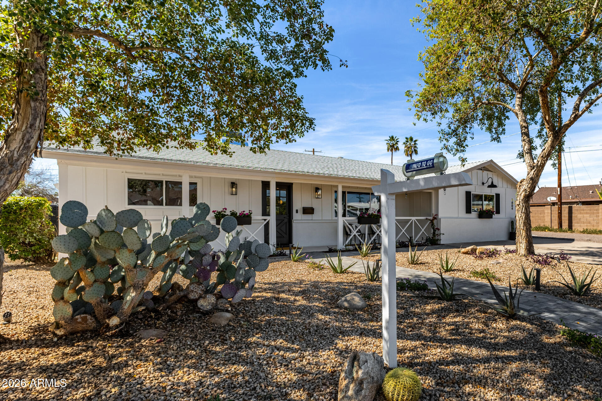 1804 N CAMELLIA Street