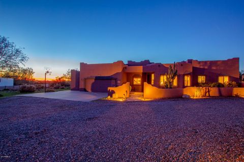 A home in Cave Creek