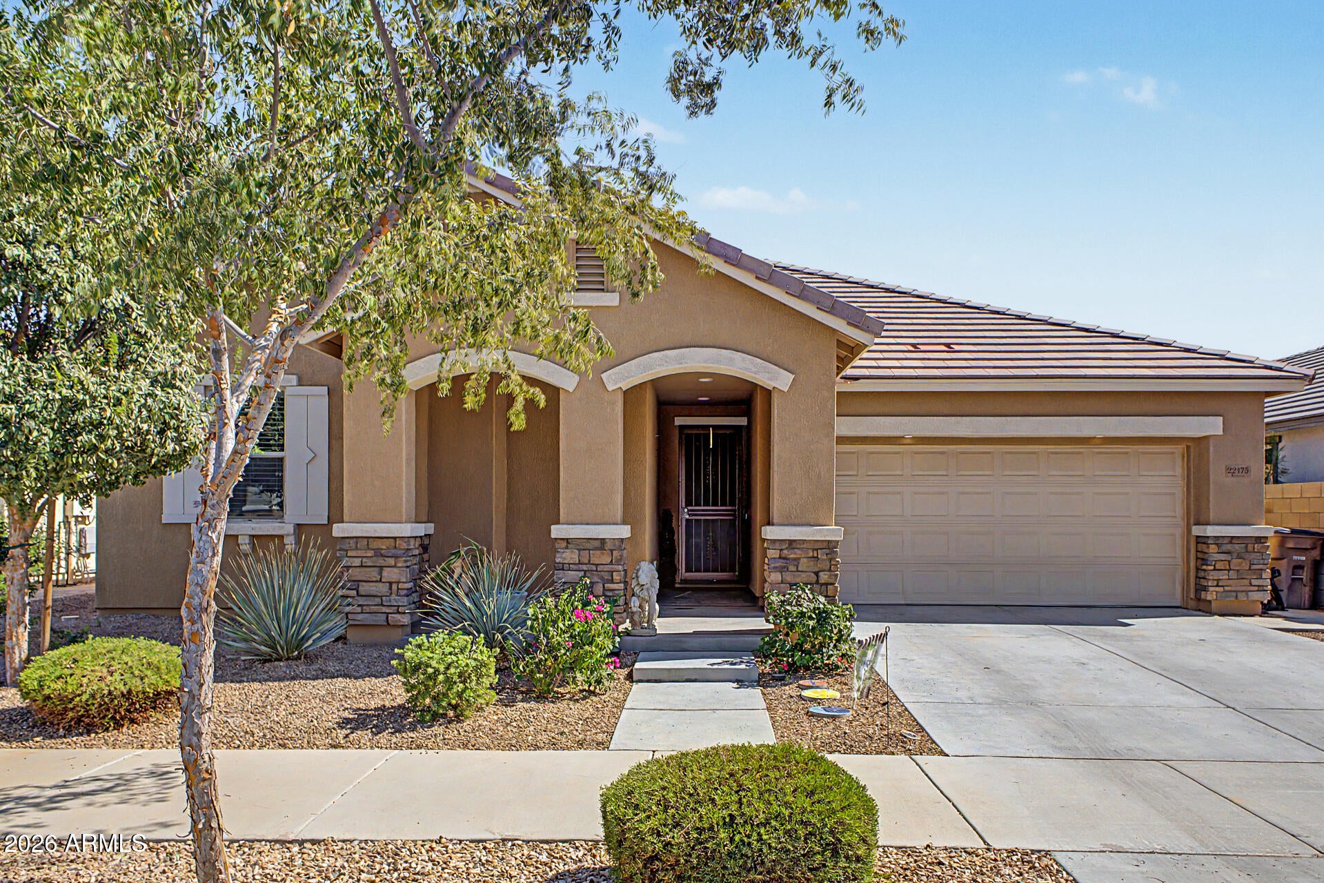 22475 E CALLE DE FLORES --