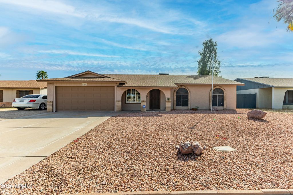 Photo of 4901 W Wagoner Road, Glendale, AZ 85308 (MLS # 6989630)