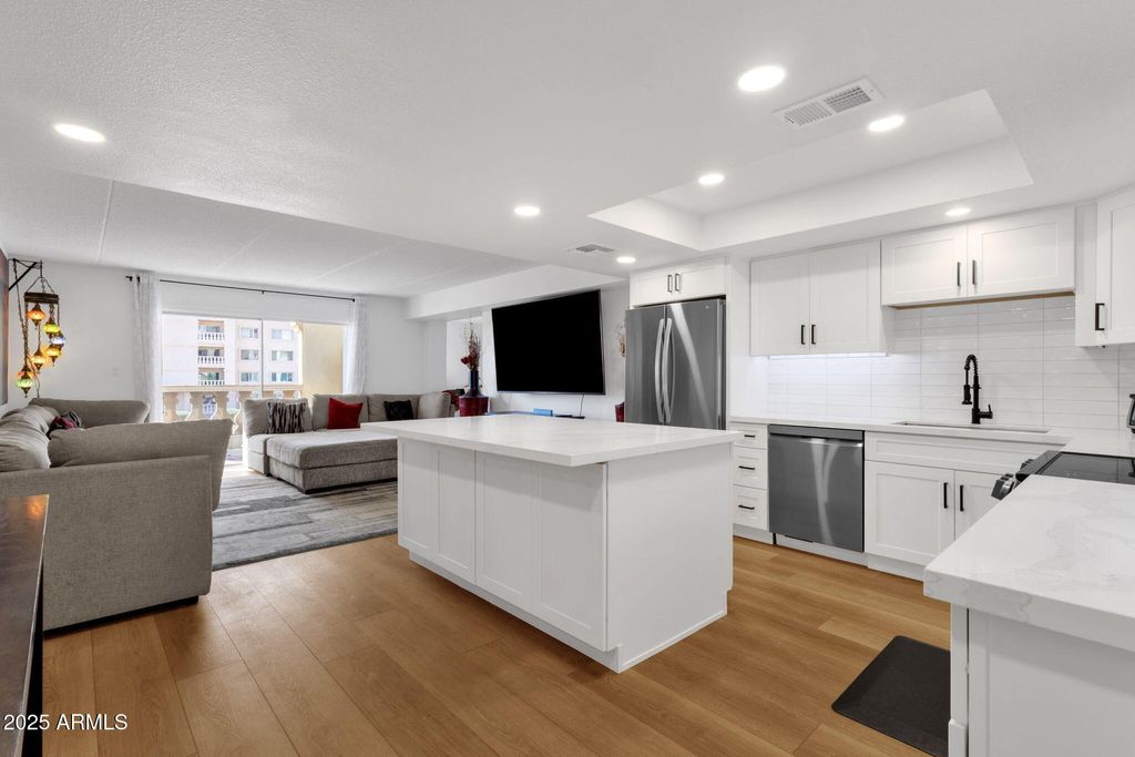 Photo of 7920 E Camelback Road #212, Scottsdale, AZ 85251 (MLS # 6947217)