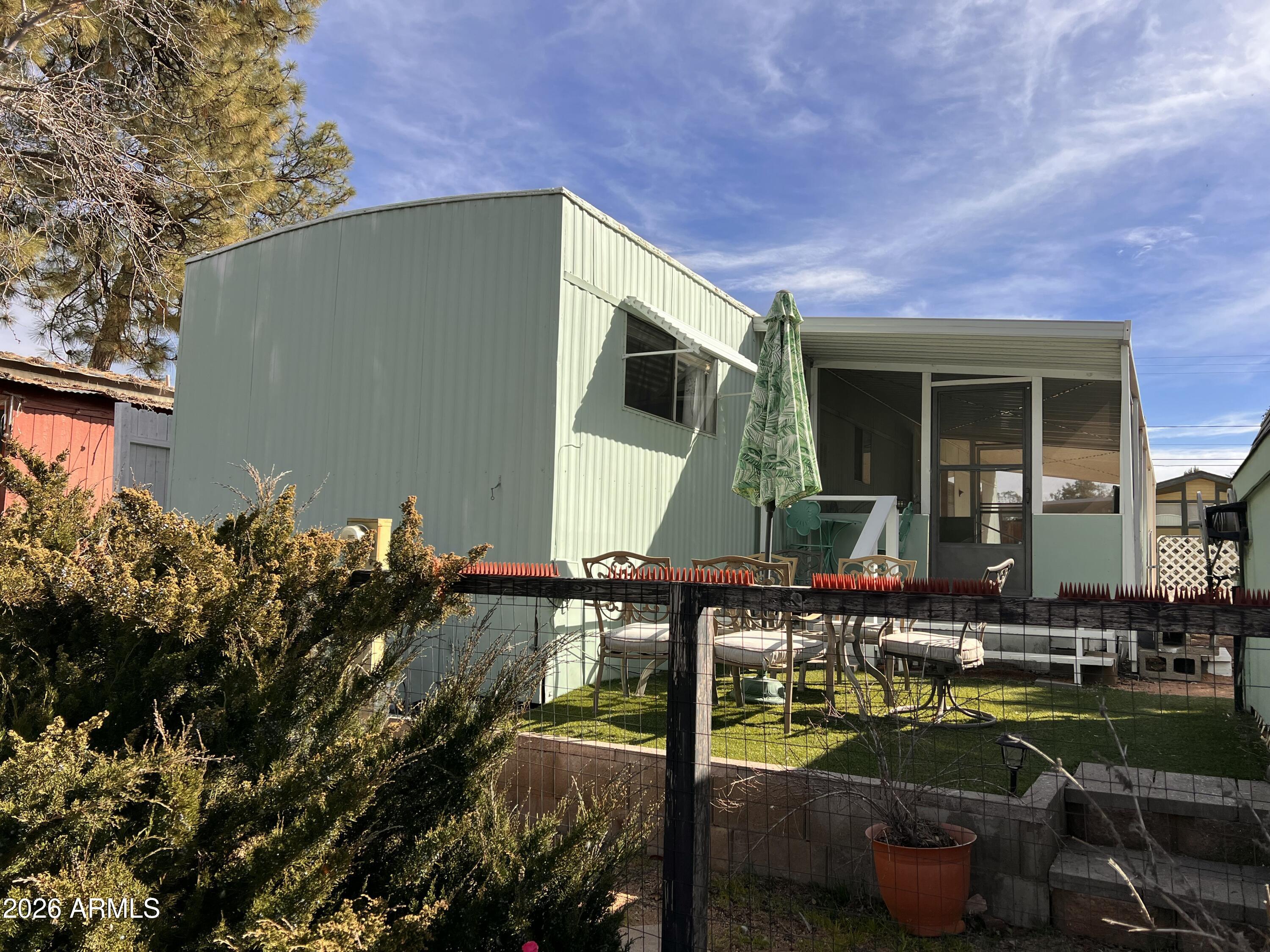 903 E GRANITE DELLS Road 10