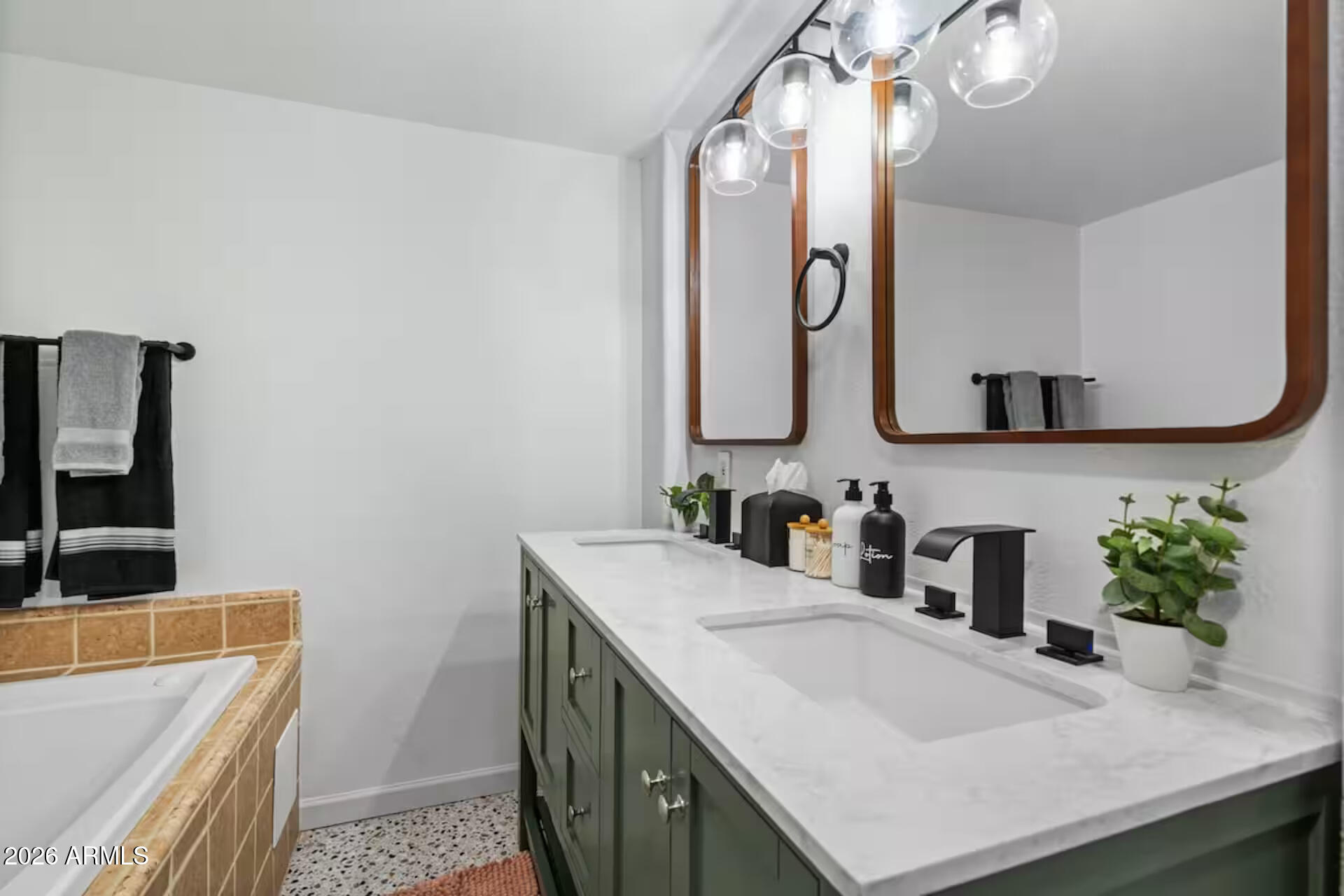 Sedona West - Residential