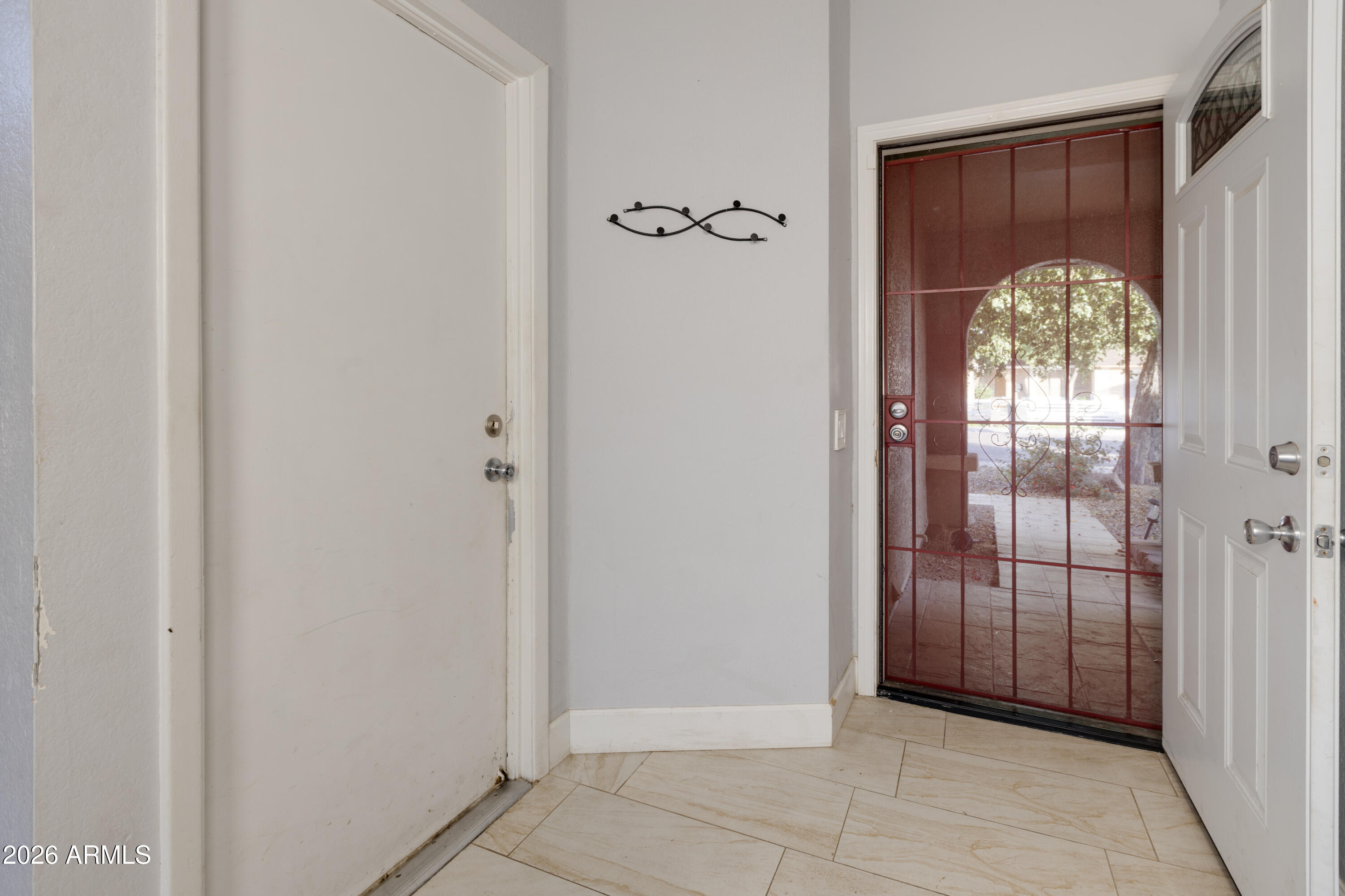 3021 W TONOPAH Drive