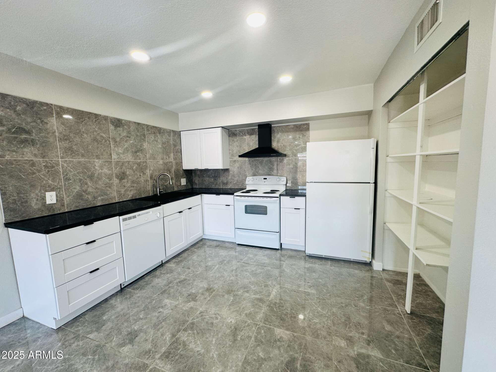 2675 E SILK OAK Drive