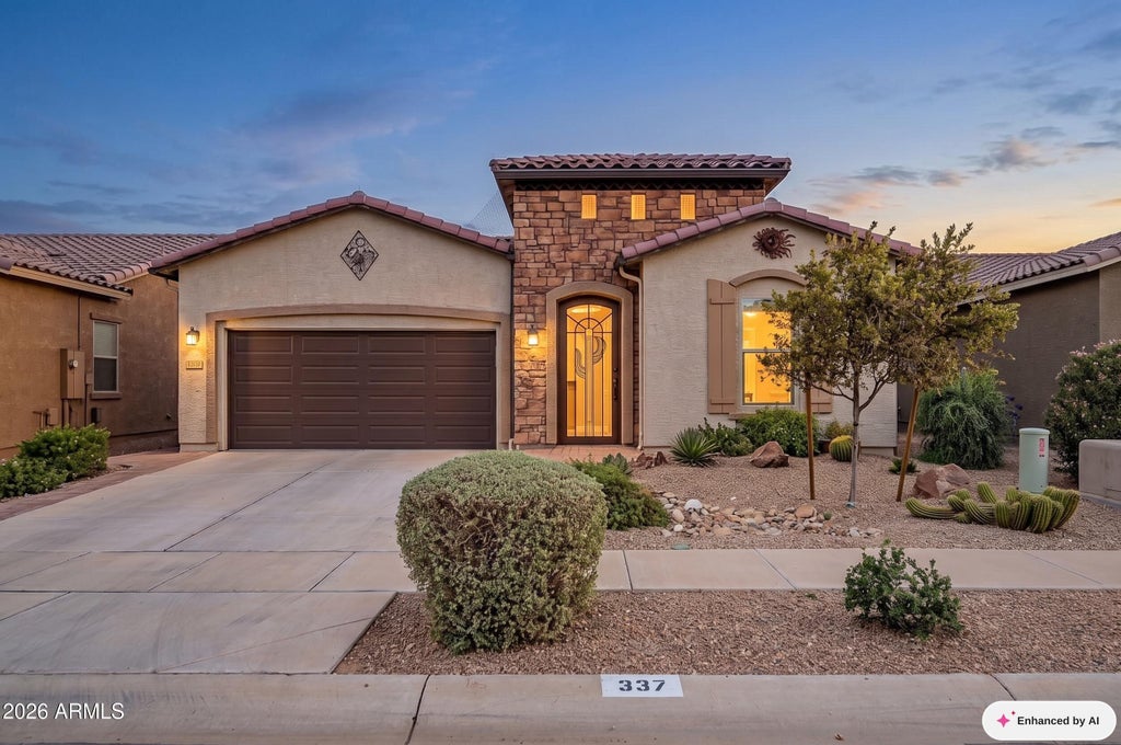 Photo of 337 N Rainbow Way, Casa Grande, AZ 85194 (MLS # 7064563)