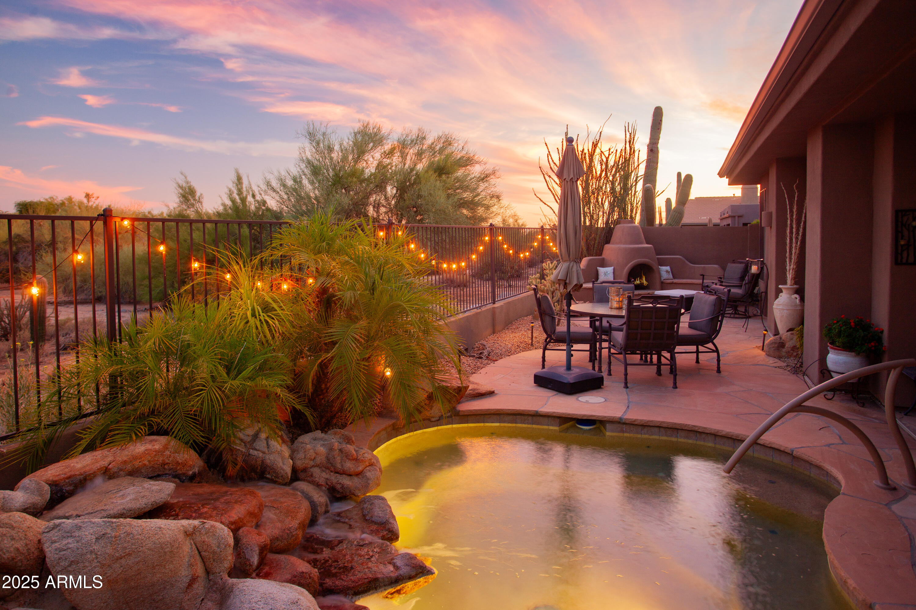 7347 E EVENING GLOW Drive