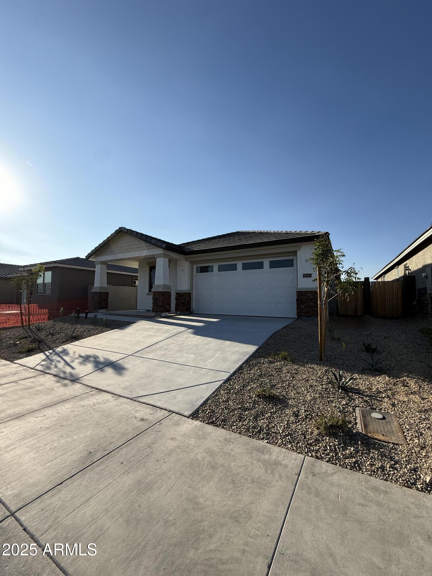 17270 W Sunward Drive