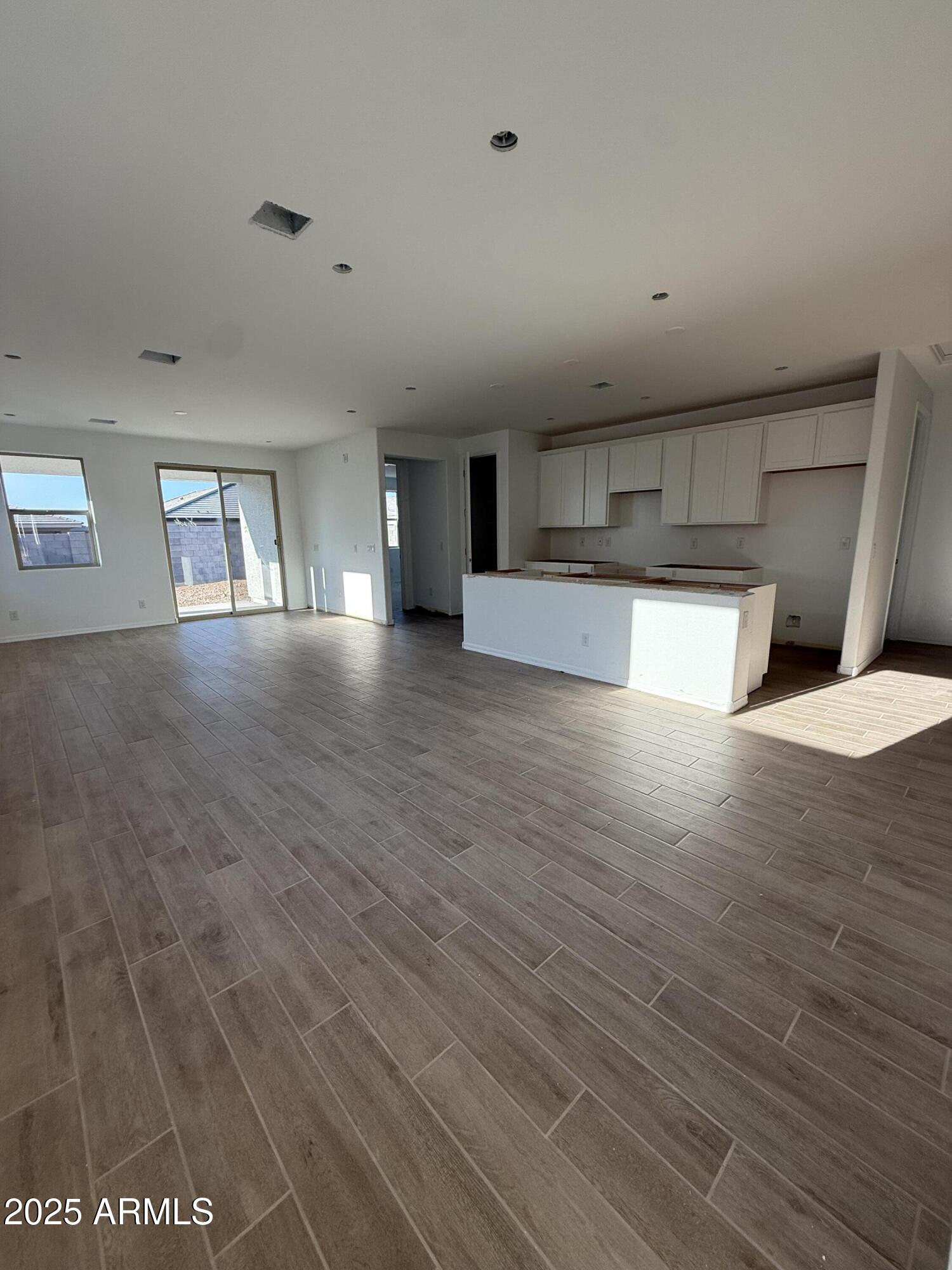 17270 W Sunward Drive