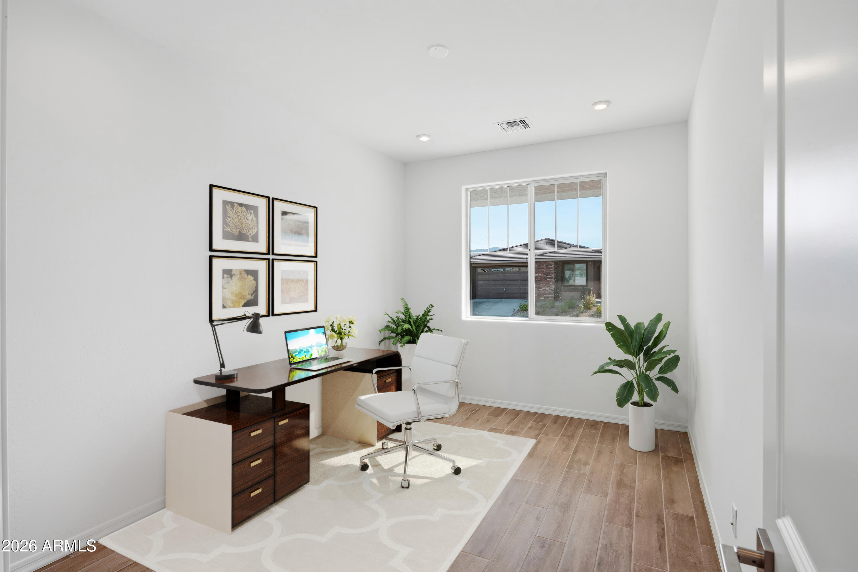 17270 W Sunward Drive