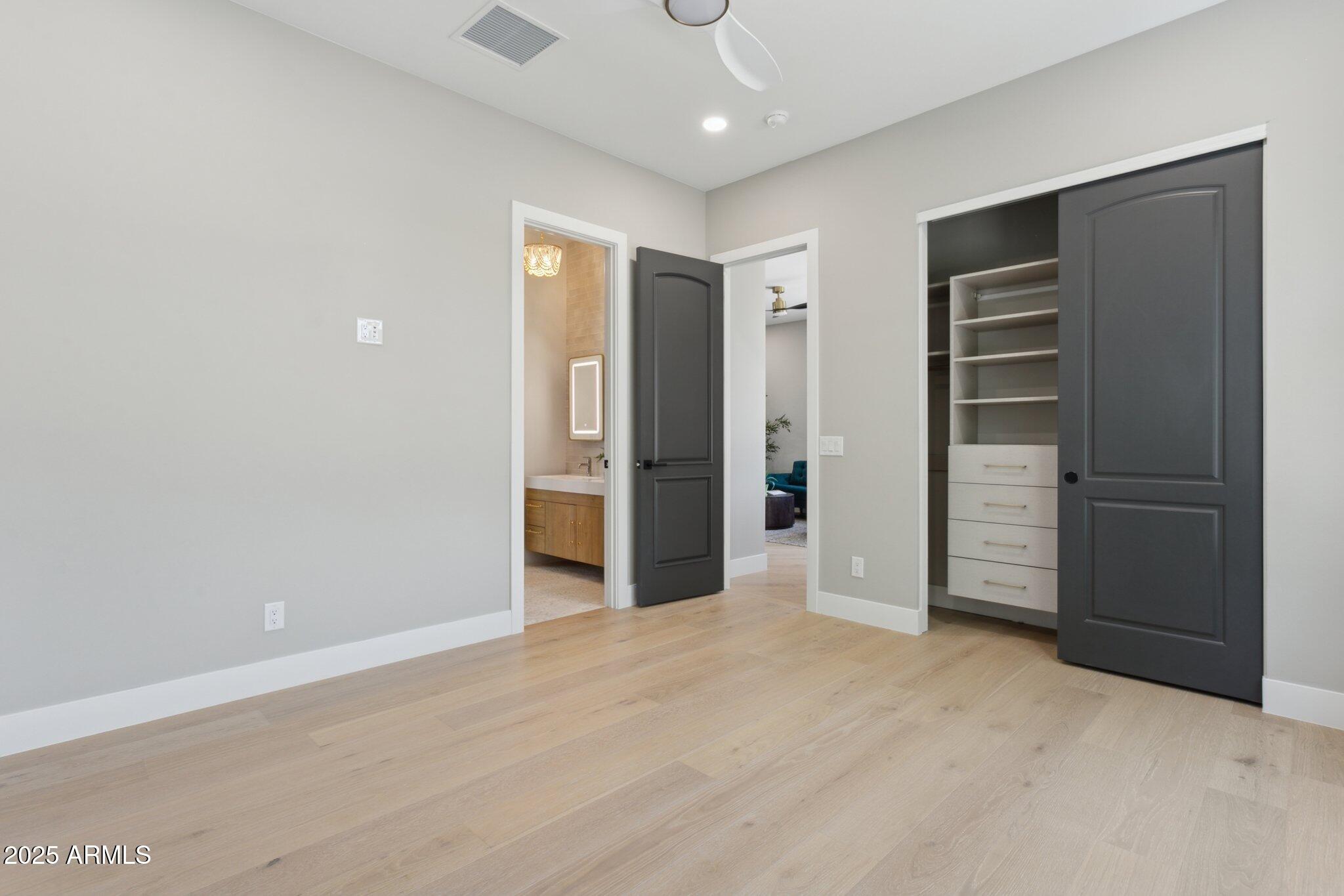 PEAKVIEW TRAILS - Residential