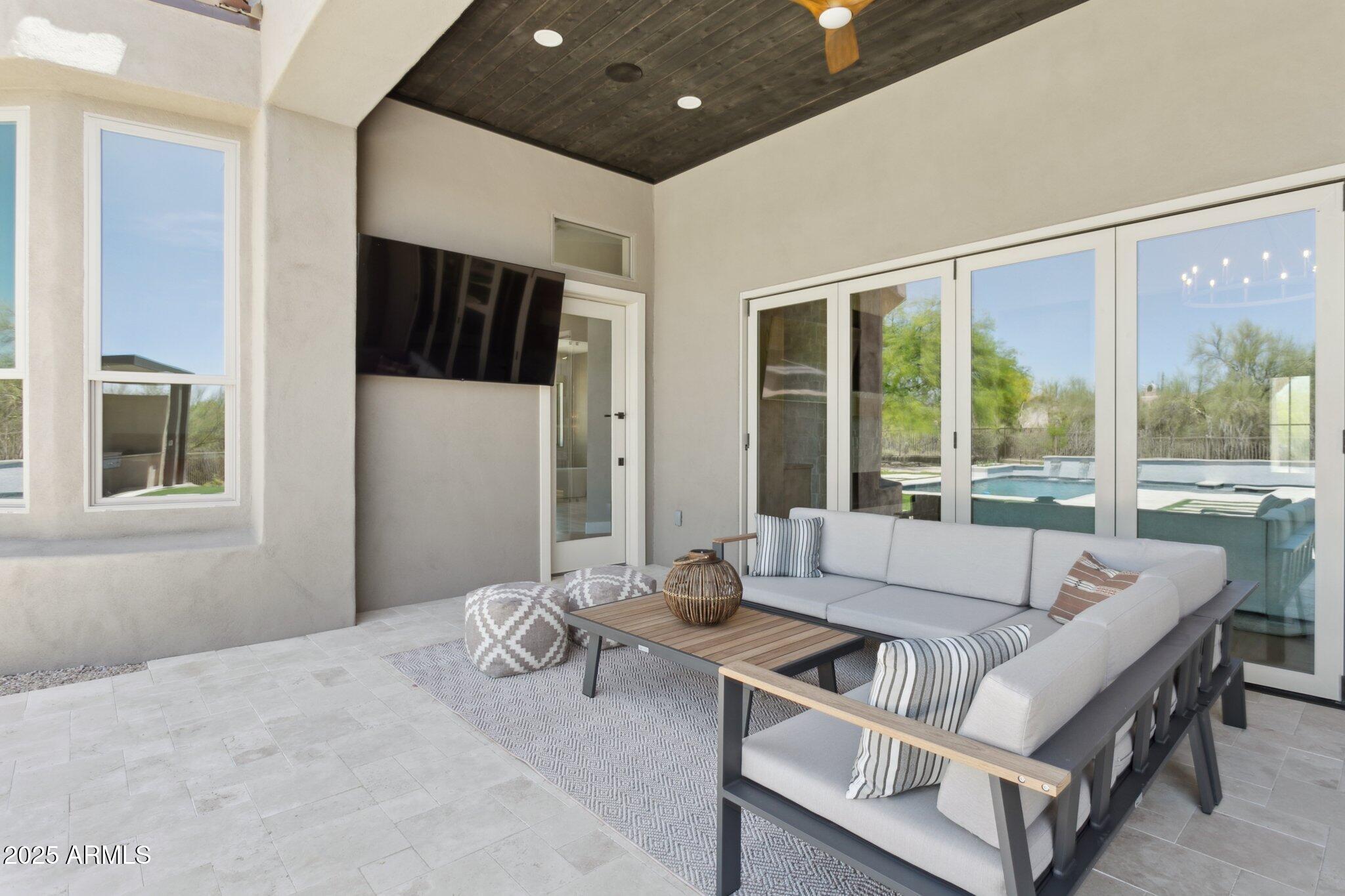 PEAKVIEW TRAILS - Residential
