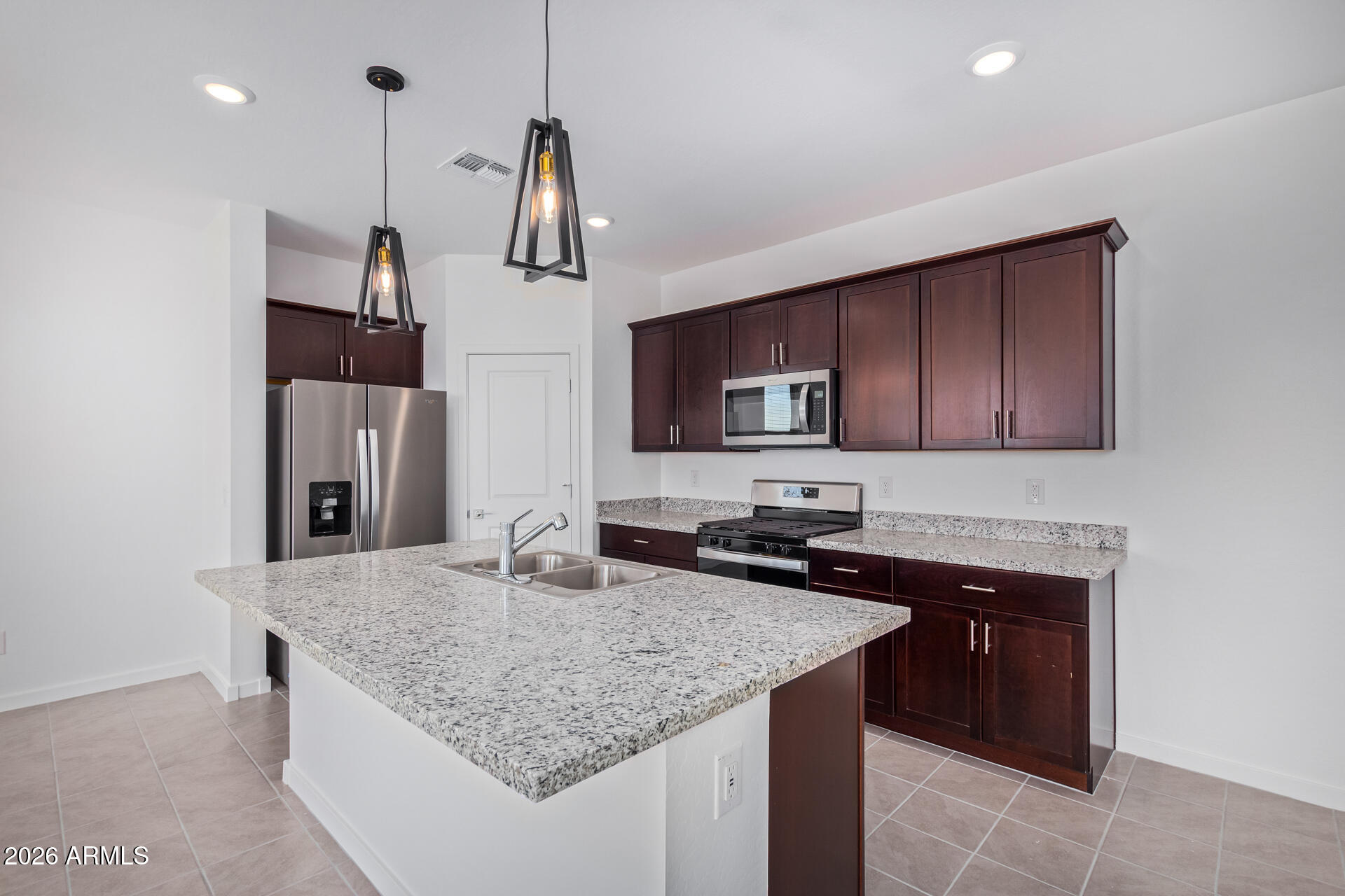 16009 W SMOKETREE Drive