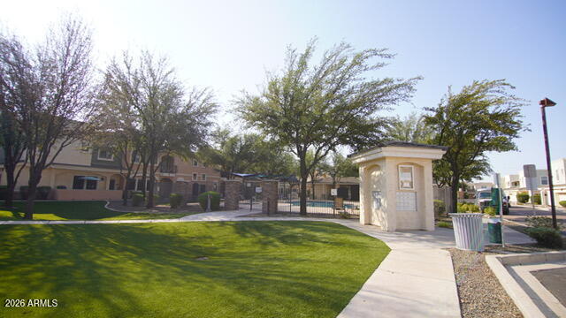 10757 N 74TH Street 1036