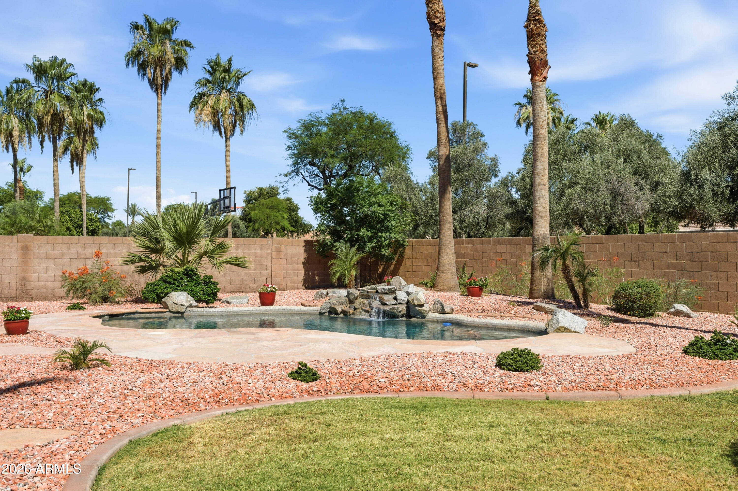 TONE RANCH ESTATES - Residential