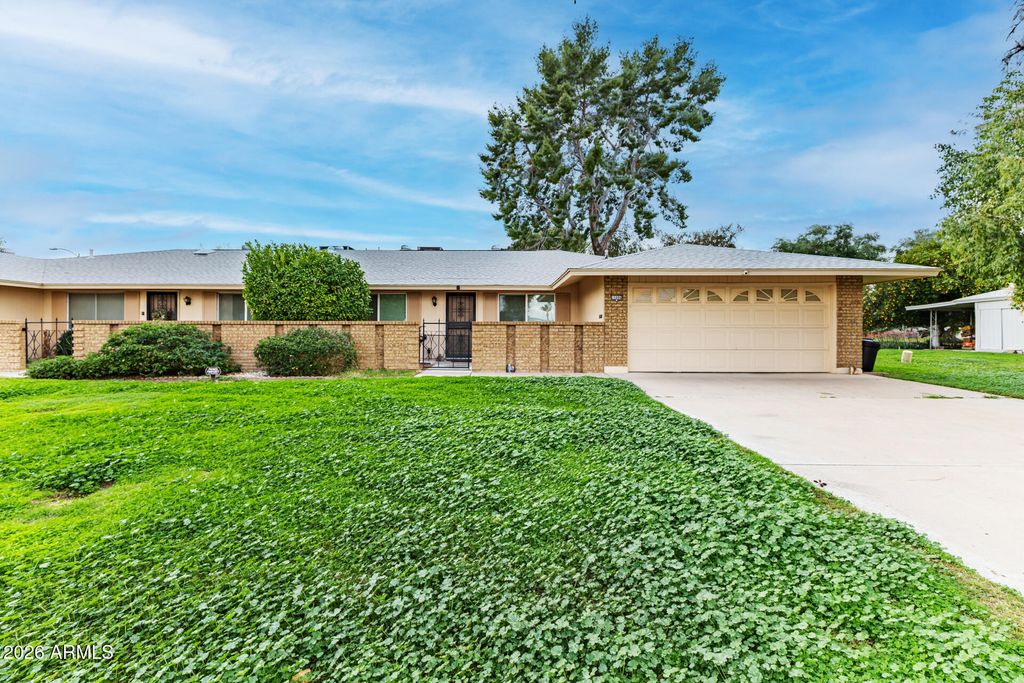 Photo of 15004 N Boswell Boulevard, Sun City, AZ 85351 (MLS # 6963187)