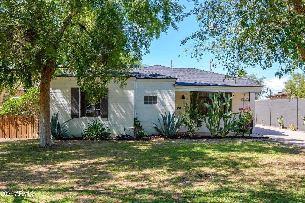 Photo of 1530 W Edgemont Avenue, Phoenix, AZ 85007 (MLS # 7057491)