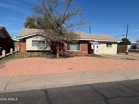 3902 W MCLELLAN Boulevard Phoenix AZ 85019