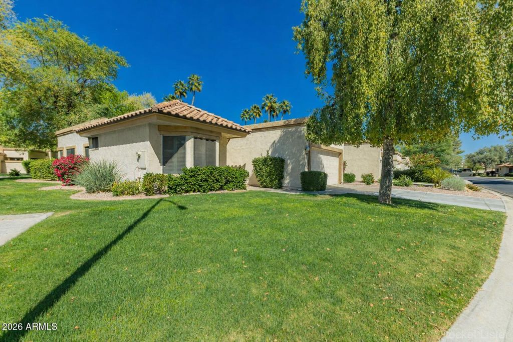 Photo of 9126 W Wescott Drive W, Peoria, AZ 85382 (MLS # 7000923)