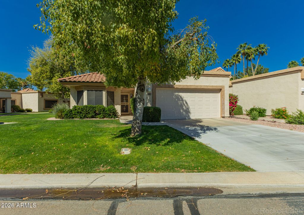 Photo of 9126 W Wescott Drive W, Peoria, AZ 85382 (MLS # 7000923)