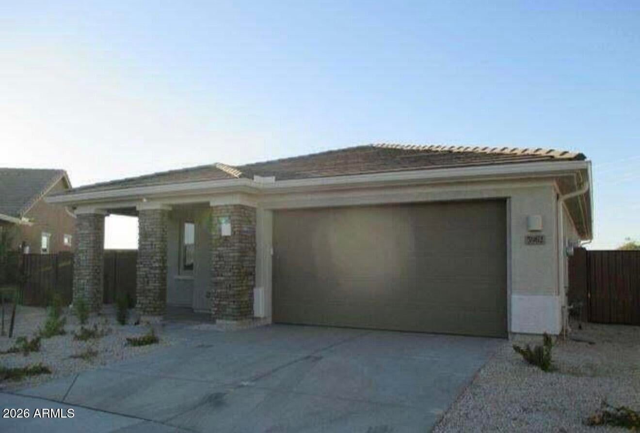 5962 N 90th Drive