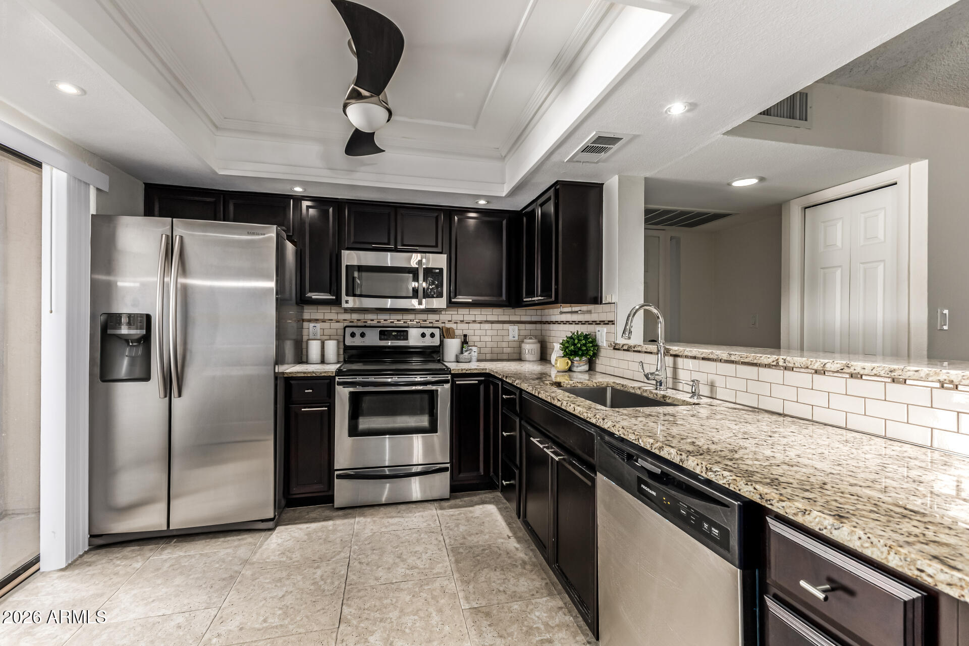 9550 N 94TH Place 121