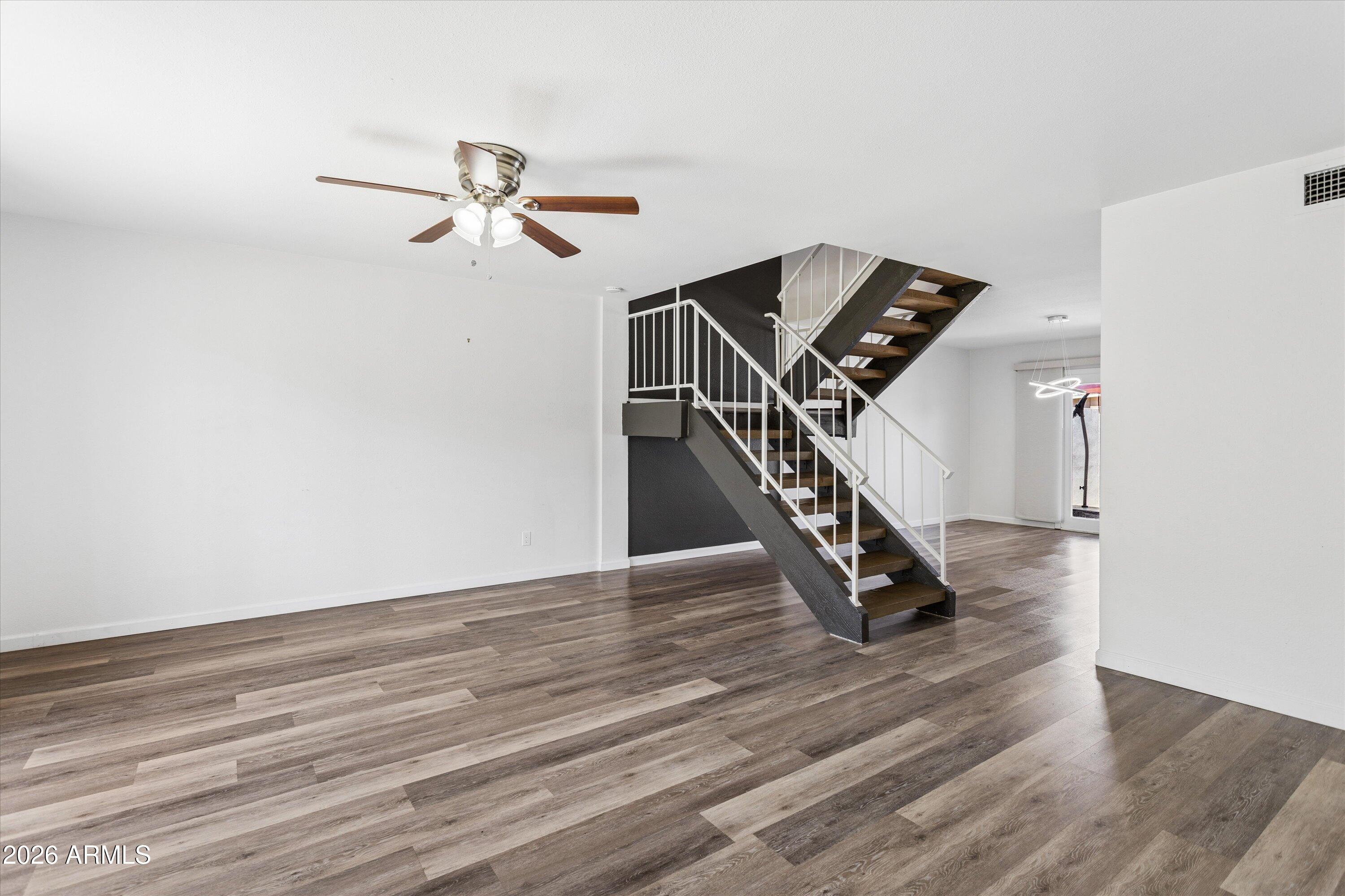 8141 E VISTA Drive