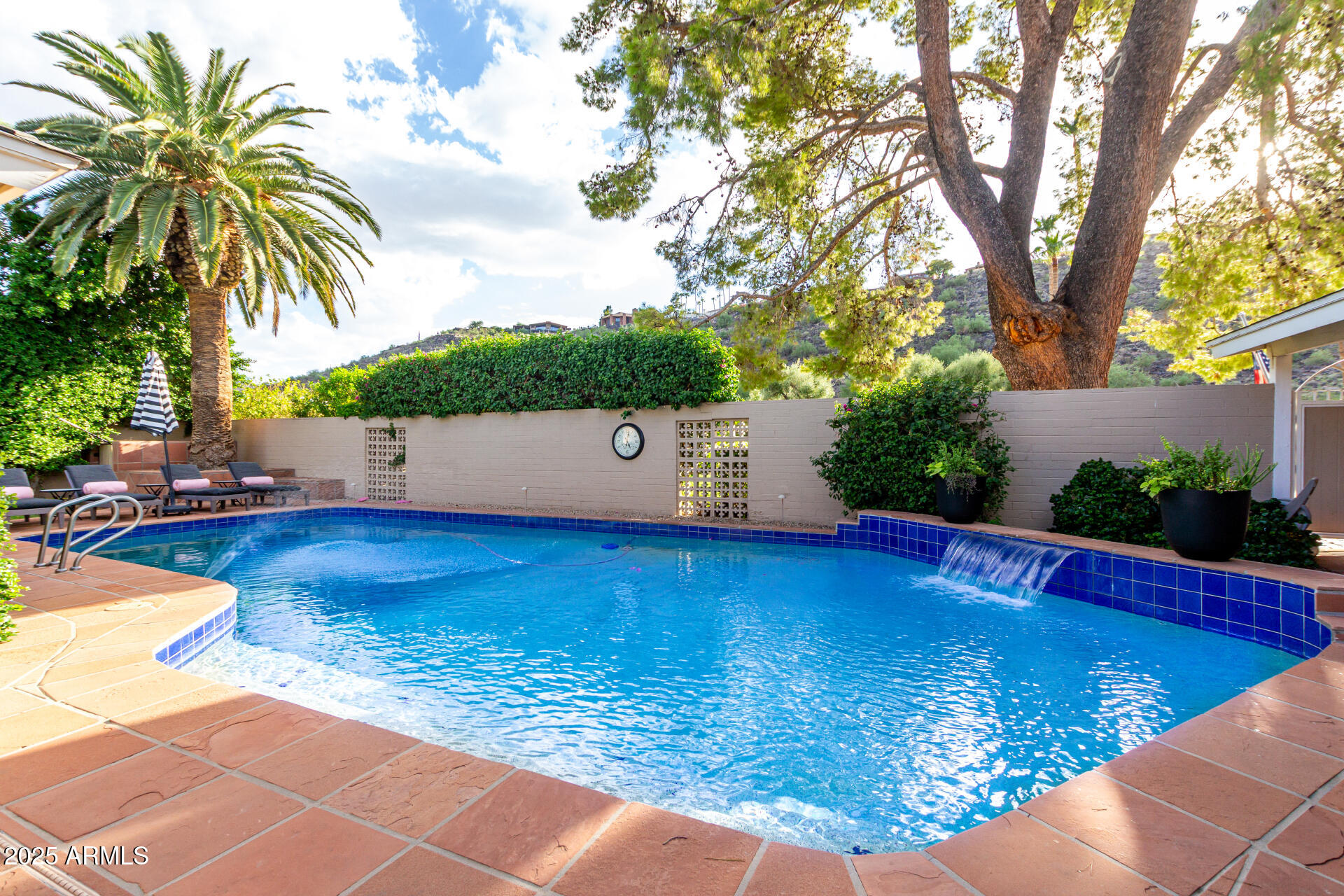 14425 N CORAL GABLES Drive