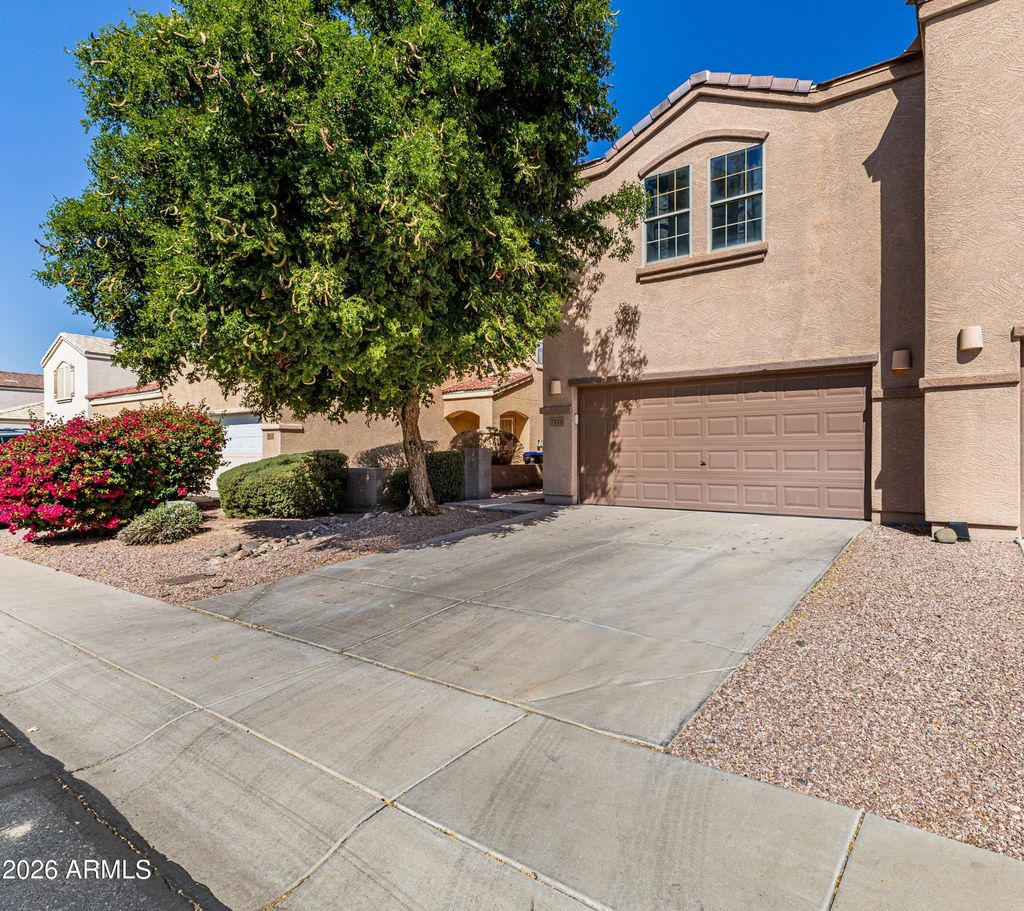 Photo of 7010 W Lincoln Street, Peoria, AZ 85345 (MLS # 6993567)