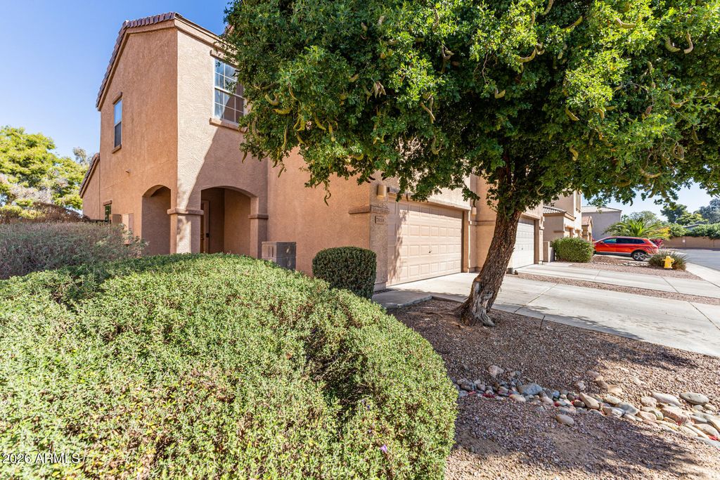 Photo of 7010 W Lincoln Street, Peoria, AZ 85345 (MLS # 6993567)