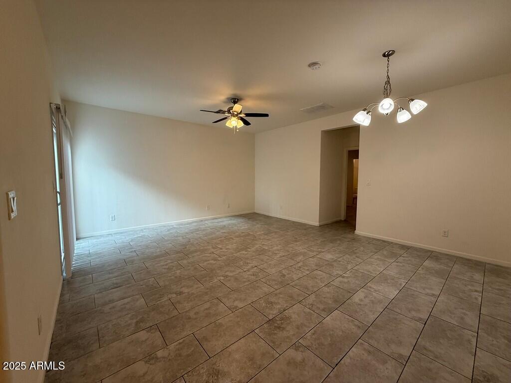 1723 W POLLACK Street