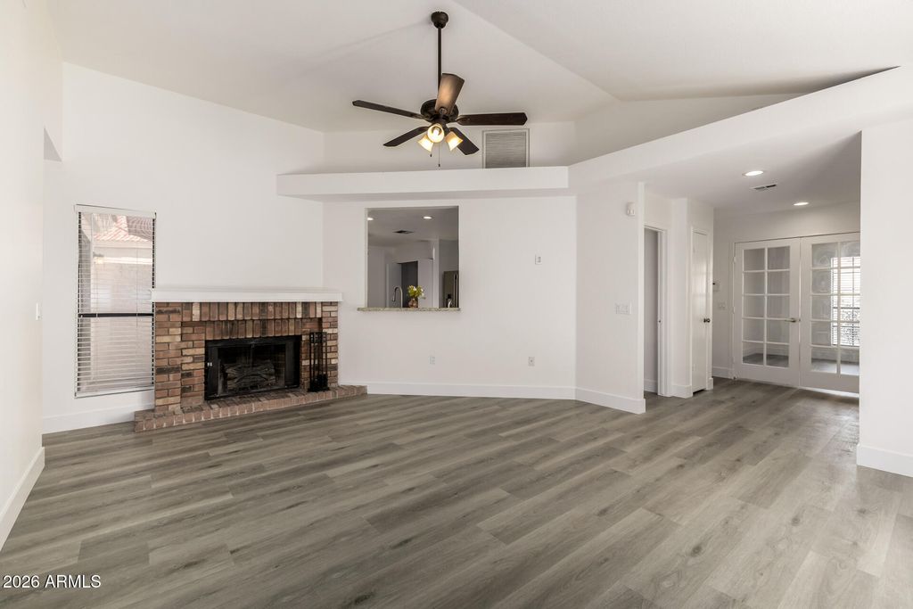 Photo of 1425 E Commerce Avenue, Gilbert, AZ 85234 (MLS # 6975527)