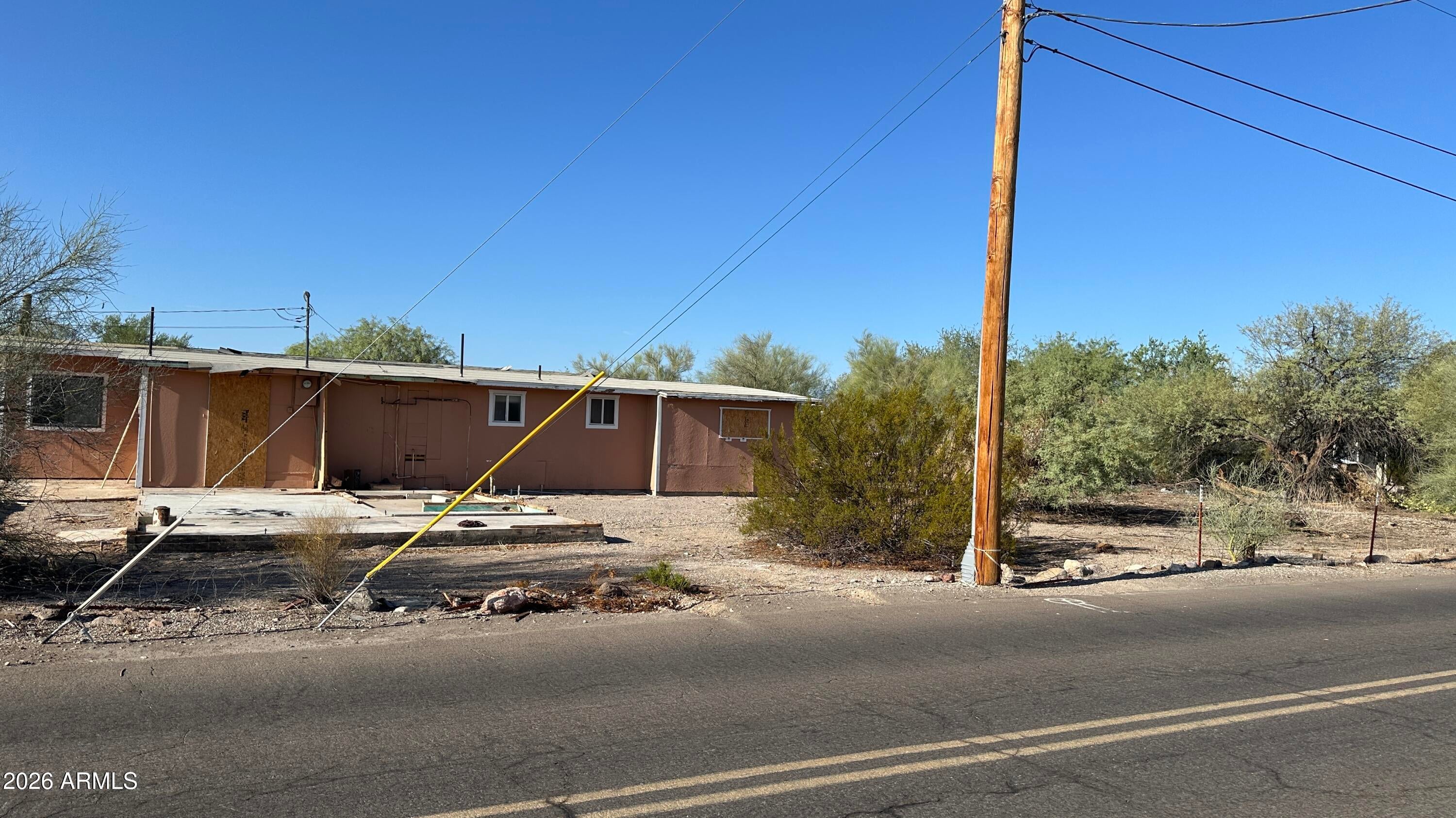 245 W QUAIL TRAIL Drive